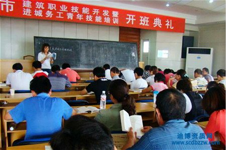 �����I������Ӗ��e����